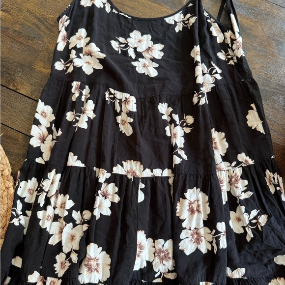 Brandy Melville sundress spaghetti straps black white OS - Picture 5 of 6